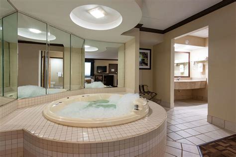 Book a stay at one of the Clarksville hotels with a hot tub suite and soak away the stresses of real life. . Hotels near me with jacuzzi tubs